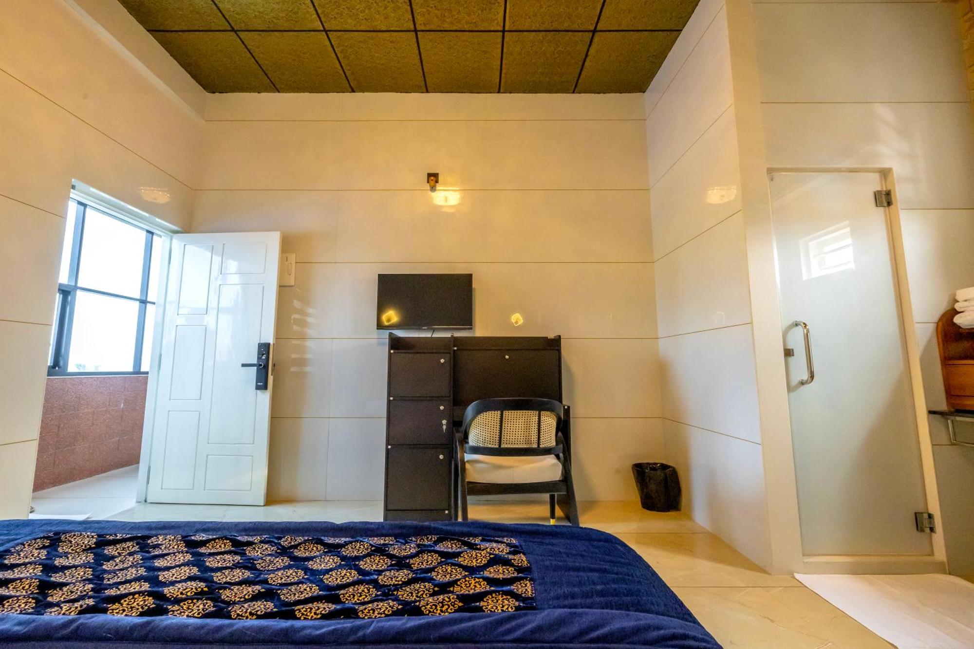 Willington & Harbour View Residency Hotel Kochi Exterior photo