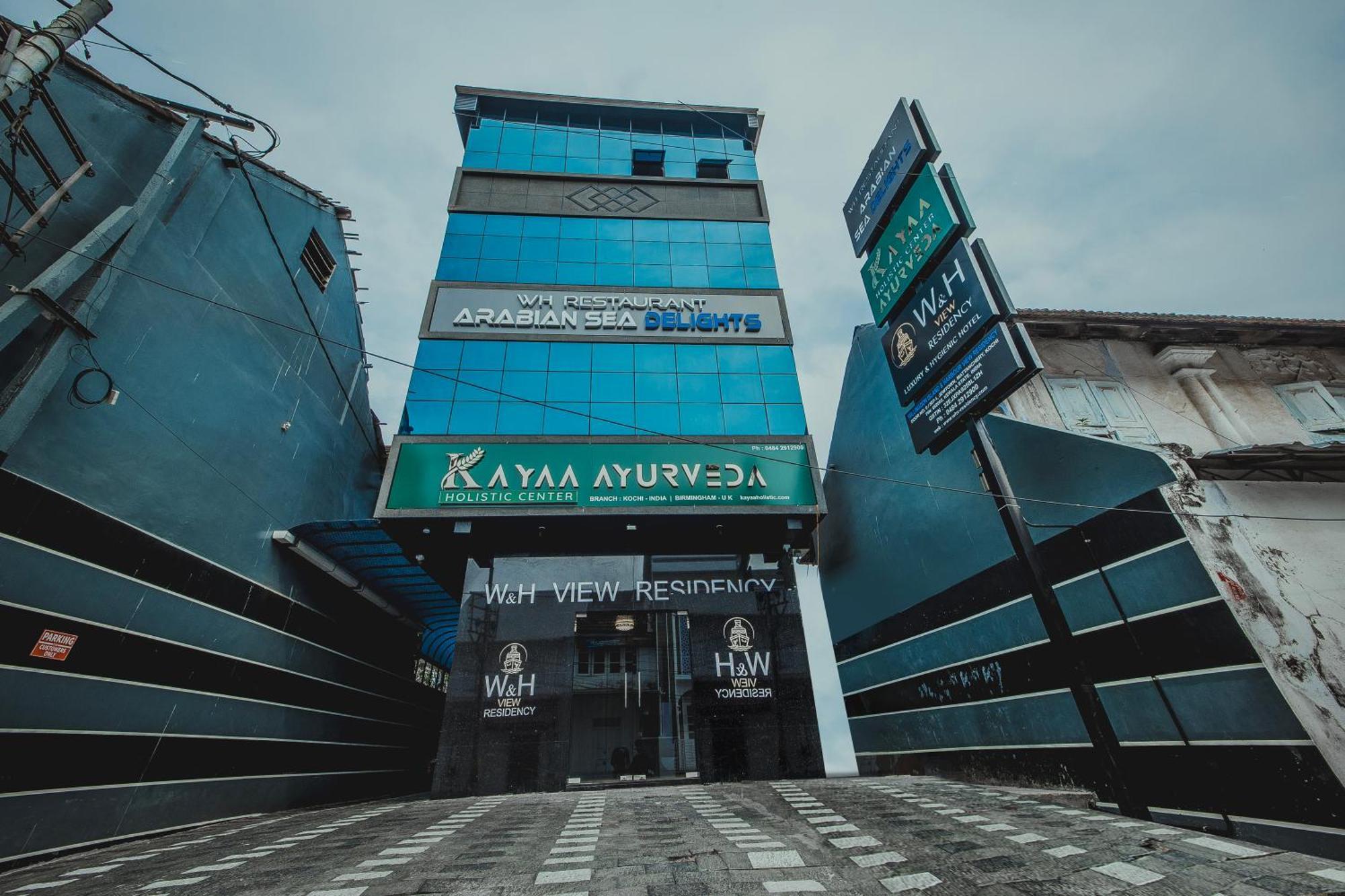 Willington & Harbour View Residency Hotel Kochi Exterior photo